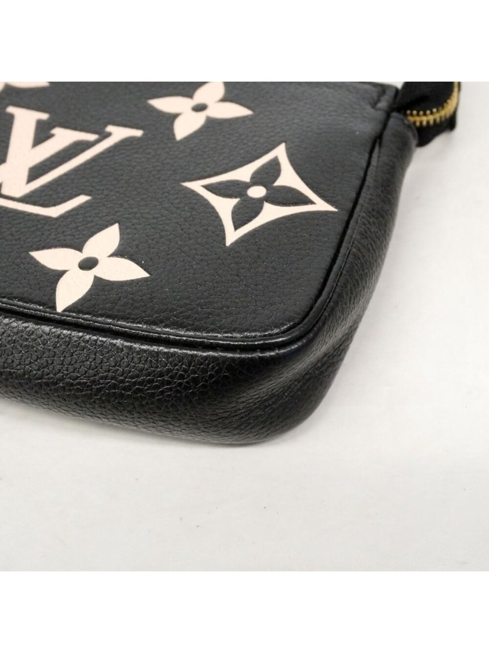 Louis Vuitton Pouch Monogram Empreinte Mini Pochette Noir Cream Bicolor - Picture 7 of 9